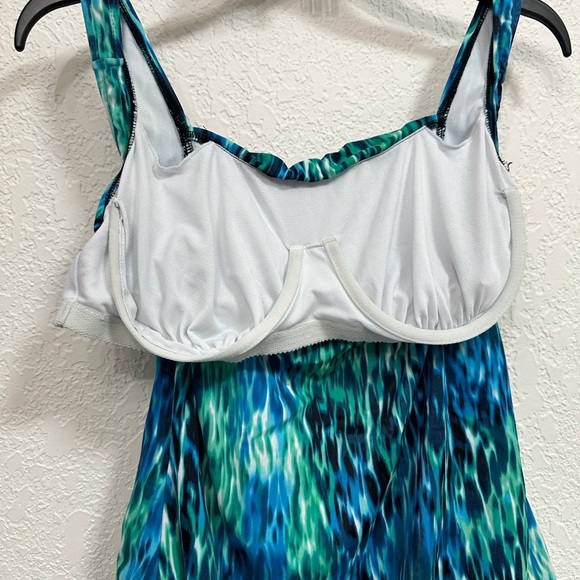 Jamaica Bay Tankini Swimsuit Top - Picture 4 of 6